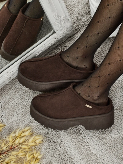 Lühikesed naiste karusnahast saapad Calindra