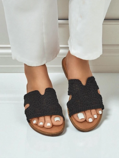 Rpyalfashion Women's sandals with a decorative strap Braida