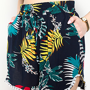 sarkans || Tumši zila || tirkīzzils || Daudzkrāsains