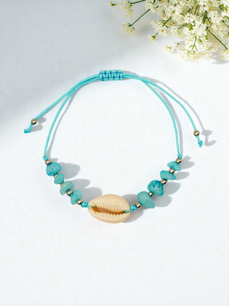 Women's bracelet with a seashell Seaside Charm