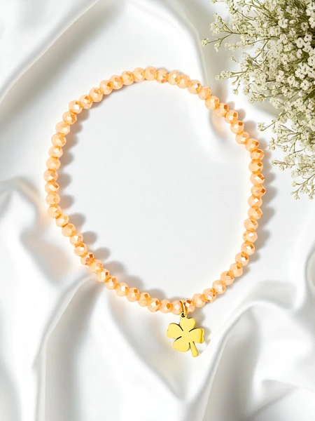 Royalfashion Sieviešu rokassprādze ar āboliņa piekariņu