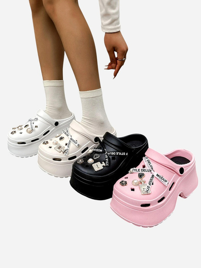 Royalfashion Sieviešu gumijas sandales ar dekoriem Dellos