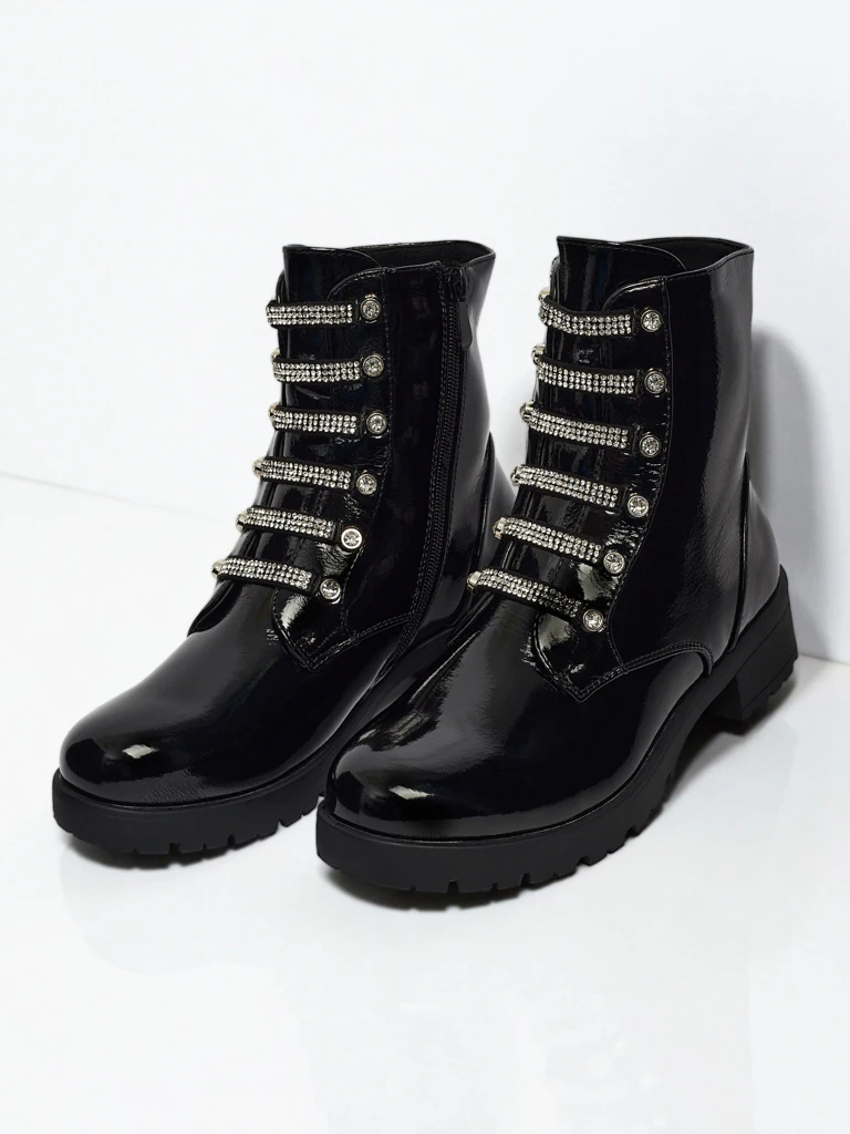 Fjorra Women's Patent Lace-up Ankle Boots