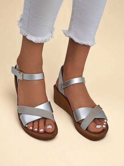 Royalfashion Женские босоножки на танкетке со стразами Allona