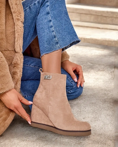 Royalfashion Sieviešu zābaki uz kājiņām Serda