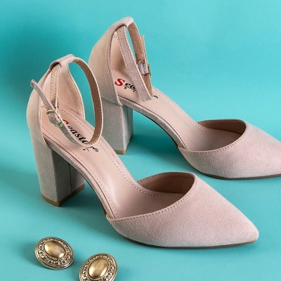 OUTLET Women's beige pumps on a Luxuriance post - Shoes