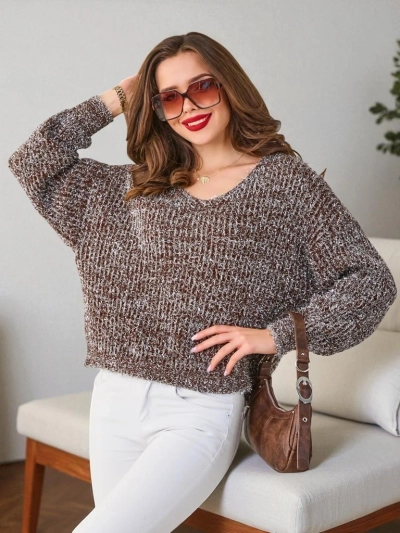 Royalfashion Sieviešu džemperis ar spīdīgu diegu