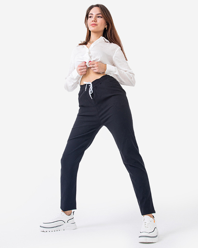 Женские брюки из ткани черного цвета PLUS SIZE - Одежда