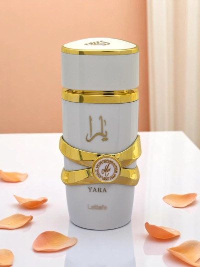 Inspired by Lattafa Yara Moi Perfumes - eau de parfum for women