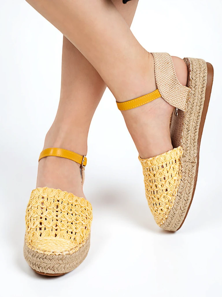 Желтые женские эспадрильи с ажурным триумфом - Обувь