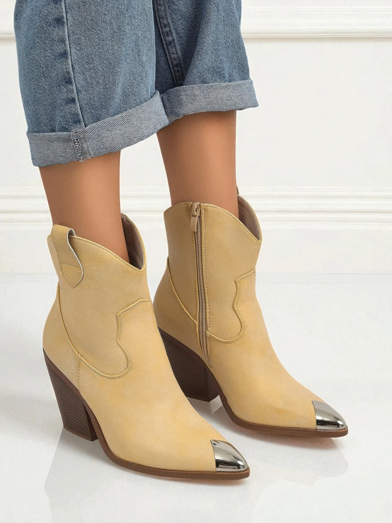 Women's Heeled Cowboy Boots with Decorative Toe Glacier Fang