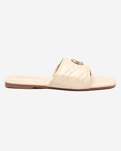 Sieviešu bēšas eko-ādas čības ar zelta Daliso rotājumu - Apavi