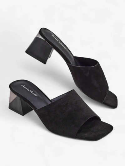 Royalfashion sieviešu čības ar dekoratīvu papēdi Vollatie