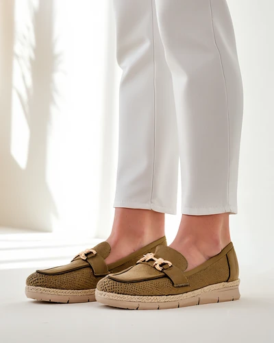 Royalfashion Sieviešu plakanās kurpes ar dekoratīvu akcentu uz pirksta