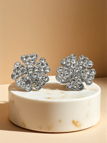 Royalfashion női klipszes fülbevaló cirkóniával