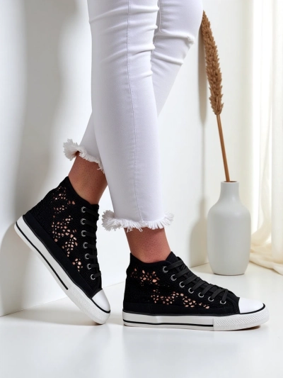 Royalfashion Women's perforated sneakers Limme