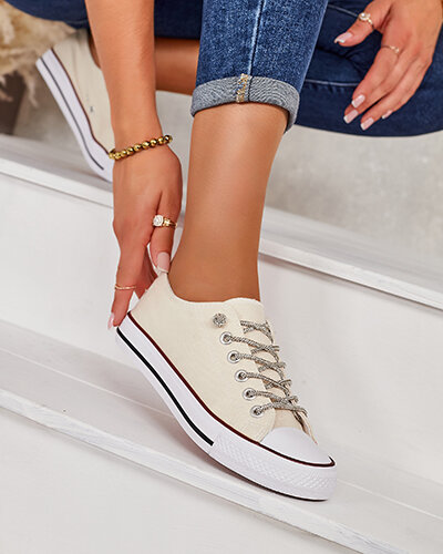 Royalfashion Sieviešu kedas ar dekoratīvām aukliņām Timi