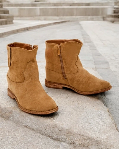 Royalfashion Коричневые ботинки с ковбойским стилем на покрытом клине Patorias