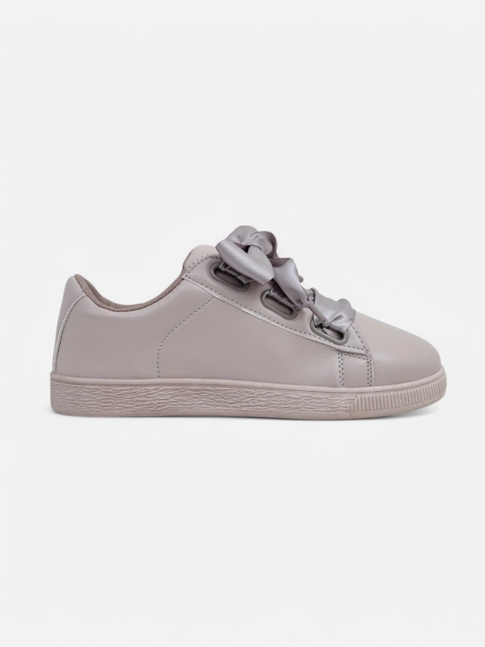 Royalfashion sieviešu ekoloģiskās ādas kedas ar dekoratīvajām auklām Etti