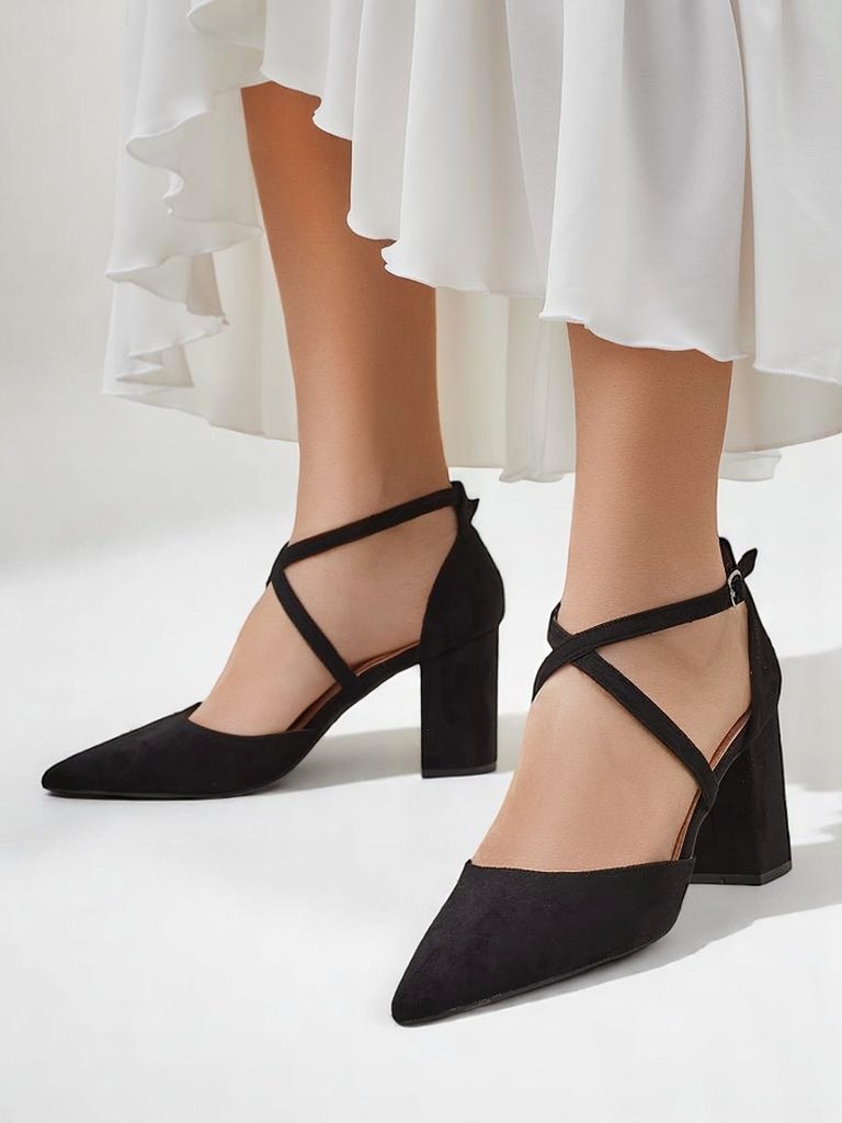 Royalfashion Women's eco-suede pumps with Kanastru straps