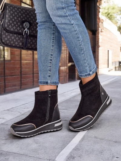 Royalfashion Women's boots Milanio