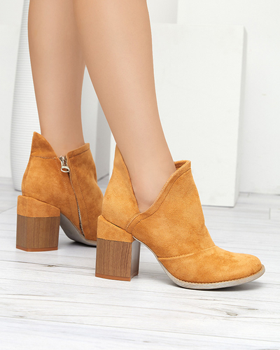 Light brown women's ankle boots with Cintura cut-outs - Footwear