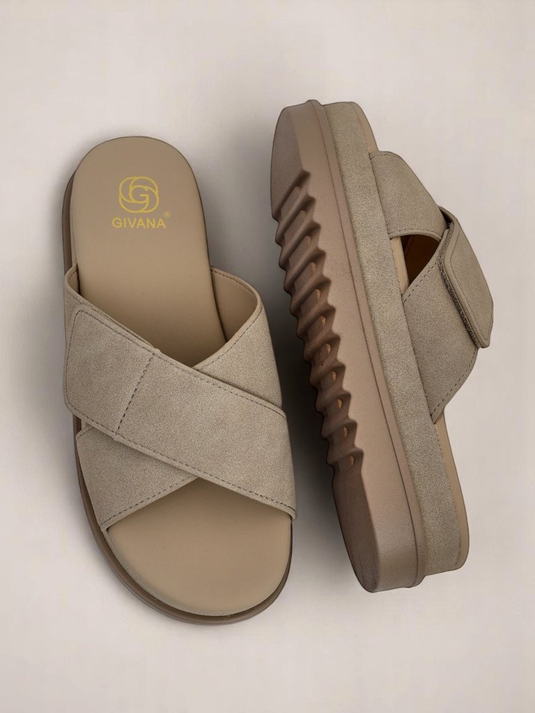 Royal Fashion Women's flat slippers Evre