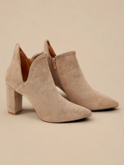Light brown boots with Alania cut - Footwear