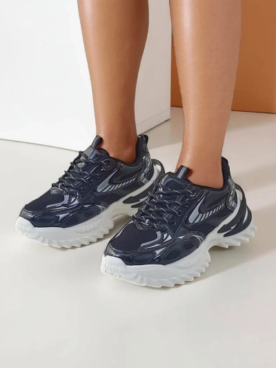 Royalfashion Women's sports sneakers with a thicker sole Annete