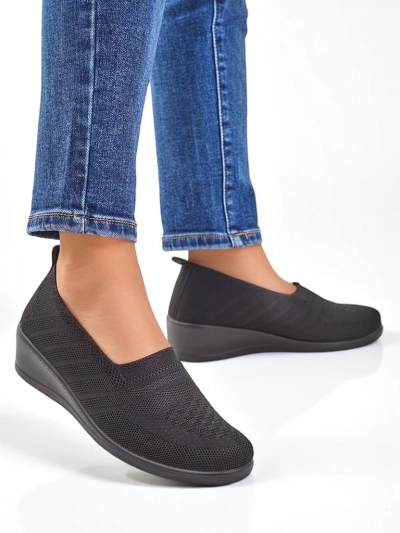 Royalfashion Sieviešu loaferi uz zemas klinšu Epoles