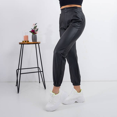 Black women's eco-leather pants - Trousers