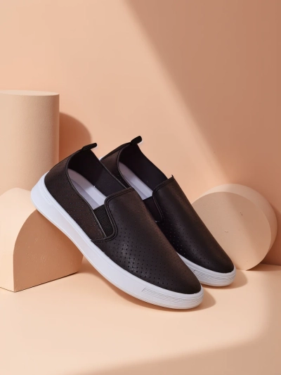 Royalfashion Sieviešu perforēti sporta apavi Musio