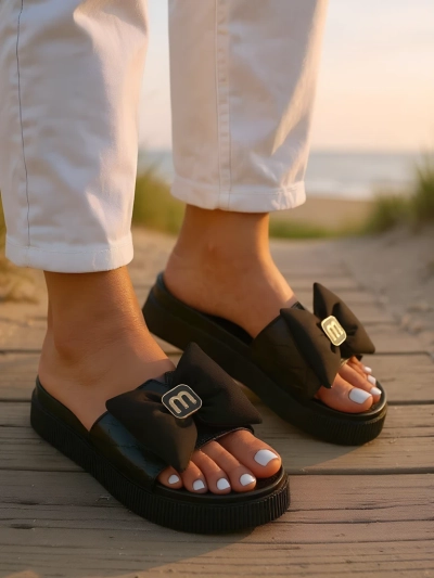 Royalfashion Women's platform flip-flops with a bow Mivo Jump