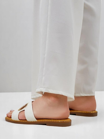 Royalfashion Women’s slides with decoration Crattes