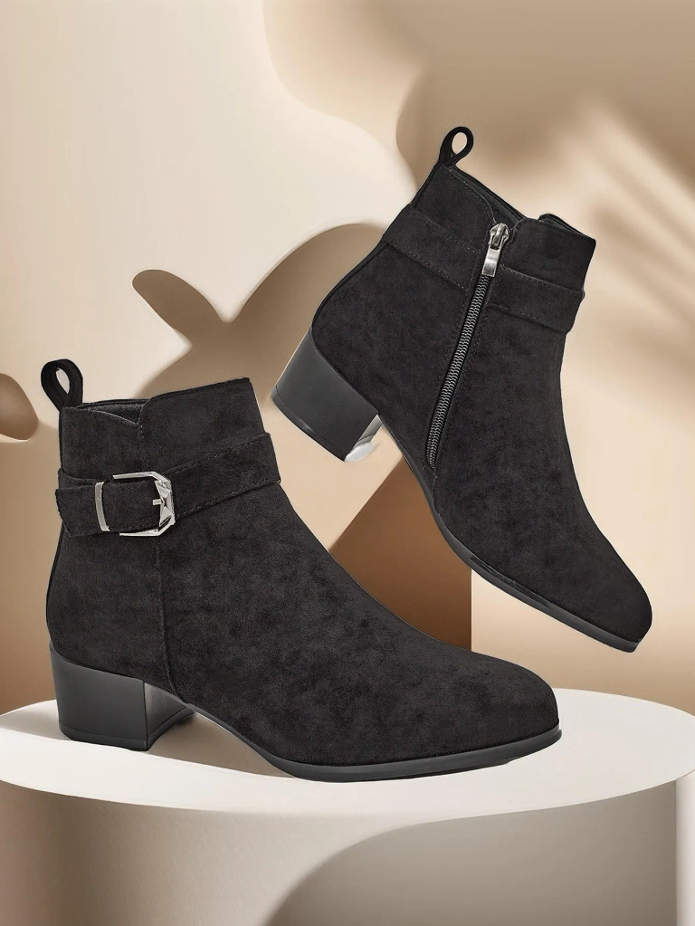 Elegante Nero Eco-Leather Ankle Boots