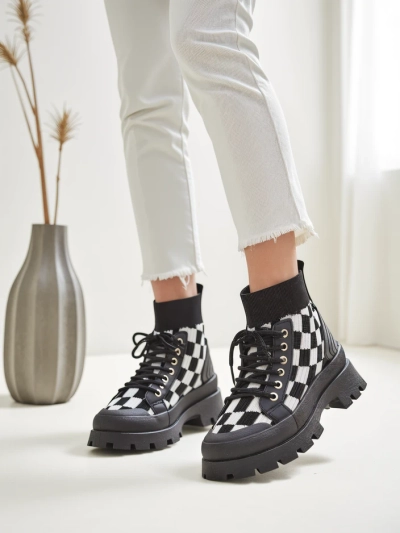 Royalfashion Women's ankle boots with a print Zorinose