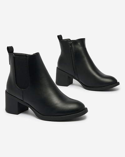Royalfashion Black women's boots on a post Nanhelyna