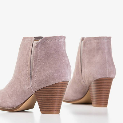 Gray boots on the post a'la cowboy boots Pererra - Footwear