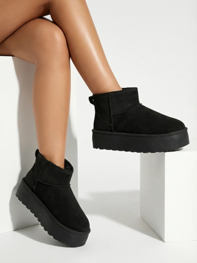 Luna Women's Black Leather Elegant Ankle Boots for Autumn