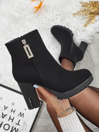 Stella Black Elegant Ankle Boots for Spring
