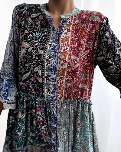 Royalfashion Sieviešu īsā kleita ar rakstu