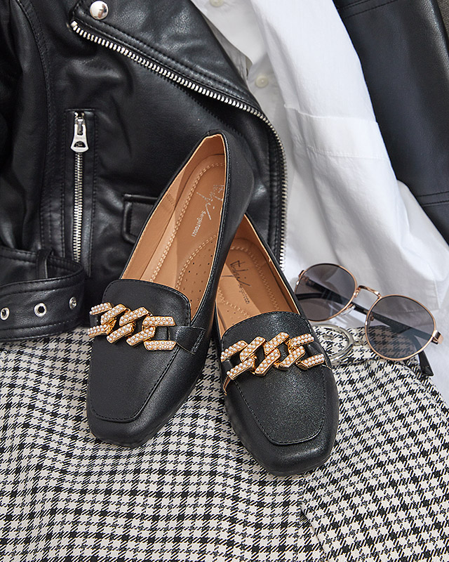 Melni sieviešu klaipi ar pērļu rotājumu Krelizo - Kurpes