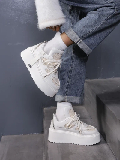 Royalfashion Women's sporty platform sneakers Aeroll