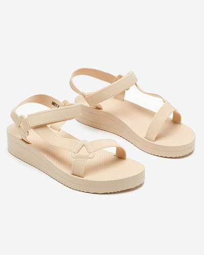 Bēšas sieviešu sandales ar platiem papēžiem Ostoy-Shoes
