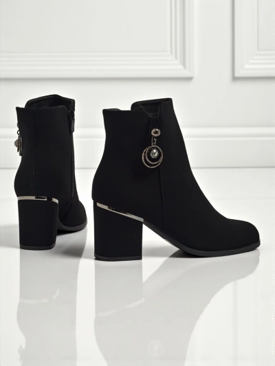 Ботильоны женские матовые на каблуке-столбике Vioi