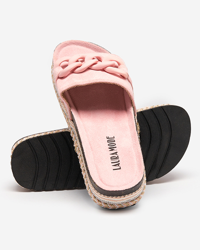 OUTLET Pink women's slippers with a decorated sole Hillam - Footwear