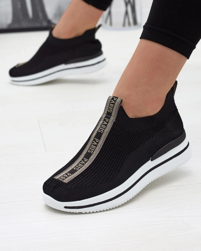 Slips-on sieviešu sporta apavi ar uzrakstu melnā krāsā Cerppa- Footwear