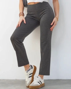 Темно-серый