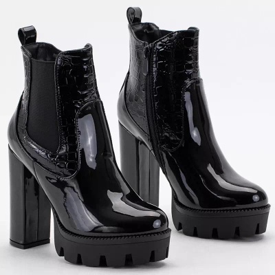 OUTLET Black lacquered women's boots on the post Melangell - Footwear
