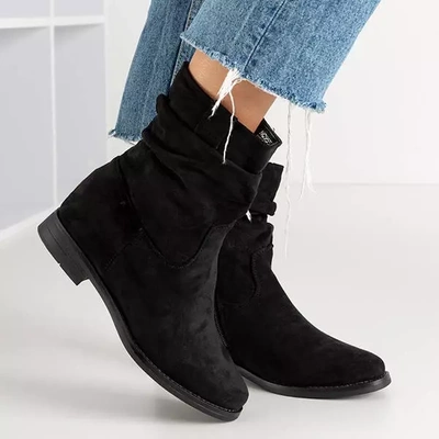 OUTLET Black boots on an indoor wedge Britsum- Footwear